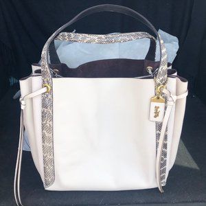 Coach Harmony 33 Hobo: Chalk/Snakeskin
